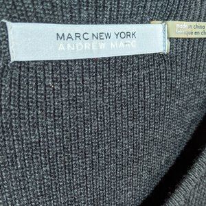 Marc Jacobs New York grey knit dress